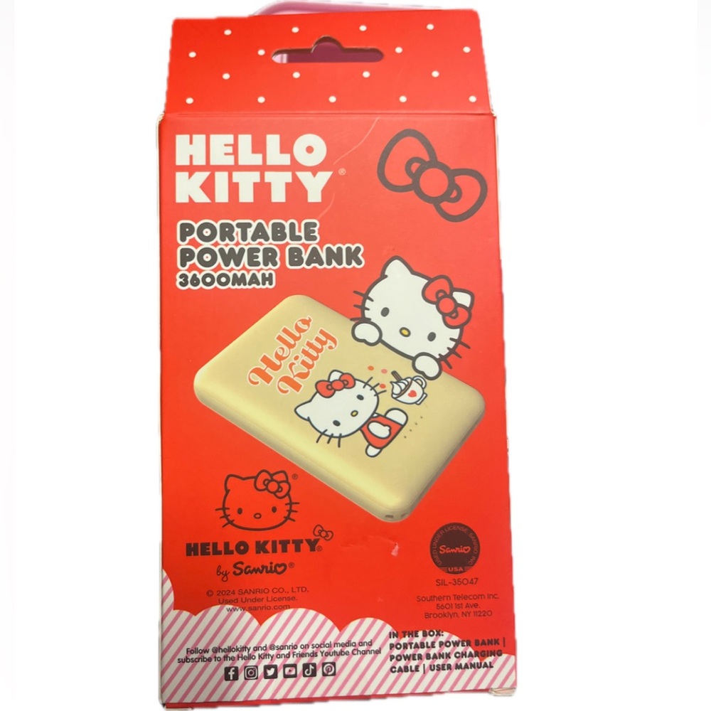 NIB Hello Kitty Portable Power Bank - Picture 2 of 4